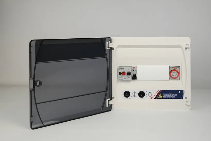 COFFRET FILTRATION ALIZE MONO 1 PROJ. LED 4-6,3A 1 COFFRET FILTRATION ALIZE MONO 1 PROJ. LED 4-6,3A