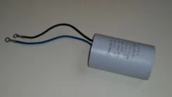 CONDENSATEUR 30µF POMPE HORS SOL RACER 1.5CV