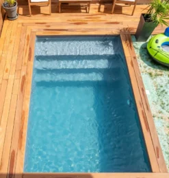 KIT PISCINE ENTERREE CASH BLOC URBAN 5x5 M + ESCALIER -Racer Soldes Boutique kit piscine enterree cash bloc urban 5x5 m escalier 3